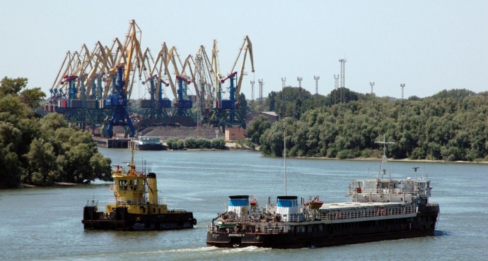 Українське дунайське пароплавство збільшує кількість барж
